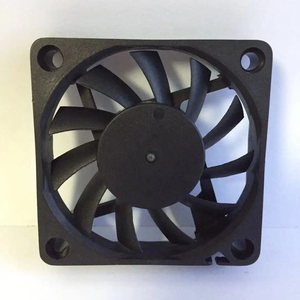 محرك روندا بدون فرش 60 ، تيار مستمر 5 فولت 12 فولت مروحة تبريد عالية الكفاءة 60 × 60 × 10 ، لأجهزة الكمبيوتر والخوادم - Product Image 3