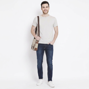 Vente en gros OEM ODM T-shirt décontracté pour homme 100% coton, uni, respirant, coupe classique, impression personnalisée, prix raisonnable, en promotion - Product Image 1