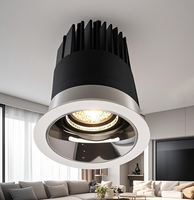 Contrôleur de bande LED sans fil commandé par application avec construction en aluminium moulé sous pression, variateurs de lumière, portée de 20 m et garantie de 3 ans