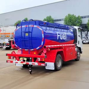 รถบรรทุกน้ำมัน ISUZU KV100 4x2 ถังบรรจุ 5000 ลิตร พร้อมปั๊มจ่ายน้ำมันดีเซลสำหรับเติมน้ำมัน - Product Image 4