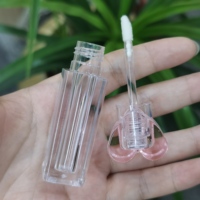 Tubes de brillant à lèvres carrés transparents roses de 3,5 ml, contenants vides pour huile à lèvres, tubes et emballages personnalisés pour brillant à lèvres