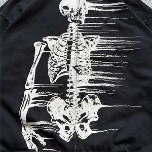 Sweat à capuche zippé oversize personnalisé pour homme, motif squelette rouge streetwear, style audacieux - Product Image 3