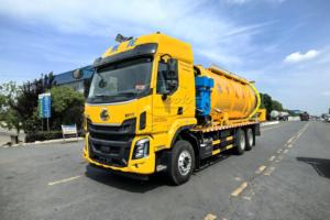 Camion de vidange et de refoulement combiné Chenglong H5 à 3 essieux, sur mesure en usine, avec réservoir de 22m³ pour le nettoyage simultané des canalisations et l'aspiration des eaux usées, exportation - Product Image 4