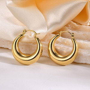 Latest Design Stainless Steel 18K Gold Plated Chunky <strong>Hoops</strong> Women <strong>Large</strong> Thick Big <strong>Hoop</strong> Earrings Gold - Product Image 6