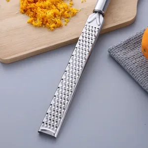 Outil à citron en acier inoxydable, râpe à citron multifonctionnelle, outil de cuisine pour le fromage, le citron, les légumes, le chocolat - Product Image 3