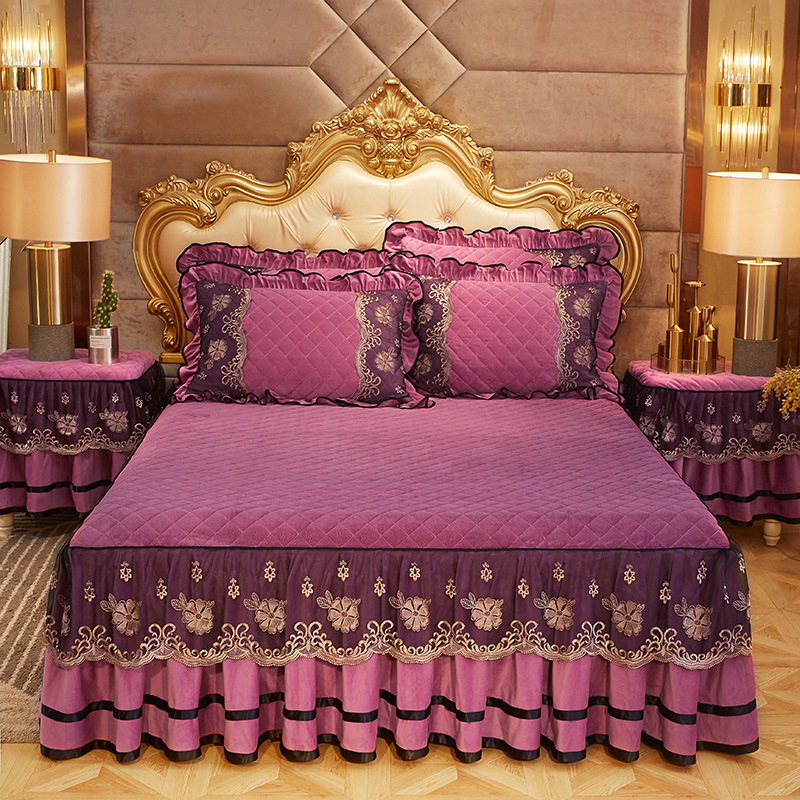 bed skirt E