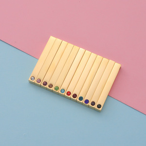 B4836 Bạc Vàng Mạ Thép Không Gỉ Quyến Rũ <span class=keywords><strong>Birthstone</strong></span> Pave Mặt Dây Chuyền Cuboid Hình Dạng Pha Lê Quyến Rũ Cho Logo Tùy Chỉnh - Product Image 2