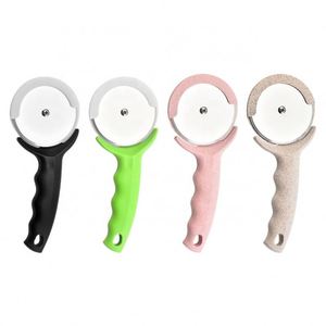 Stainless Steel Foldable Roller Pizza Cutter With Single <b>Wheel</b> Multi-Purpose for Efficient Cutting - Product Image 4