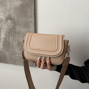 Sac à main <span class=keywords><strong>de</strong></span> luxe pour femme, design selle, nouveau modèle 2026, <span class=keywords><strong>pas</strong></span> <span class=keywords><strong>cher</strong></span>, sac à bandoulière, rabat, large sangle, simple, <span class=keywords><strong>marque</strong></span> <span class=keywords><strong>de</strong></span> créateur - Product Image 5