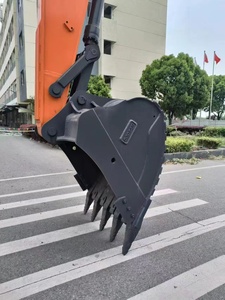 Excavadora de cadenas pesada DEVELON DX305HD de 30.9 toneladas con motor DEVELON para carga en canteras y excavación de roca dura a gran escala - Product Image 2