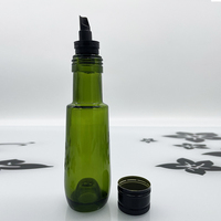 Tapa de rosca de aluminio ROPP de 31.5x24mm a prueba de manipulaciones con inserto de vertedor de plástico para botella de vidrio de aceite de oliva, vinagre, condimentos y salsas