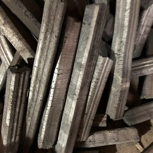 Briquettes carrées inodores de charbon de bois dur à haute teneur en carbone Premium pour barbecue et chauffage Machine-Fabriqué sans fumée - Product Image 1