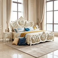 Cama de Madera Maciza Tallada Estilo Real Europeo con Tapizado de Botones de PU, Estructura de Cama Tapizada, Tamaños King y Queen, Muebles de Dormitorio para Villa, Venta al por Mayor