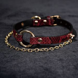 SM Niche Collier BDSM en PU à motif peau de serpent 5 couleurs, avec anneau et chaîne, réglable, étanche, ensemble de bondage pour adultes - Product Image 2