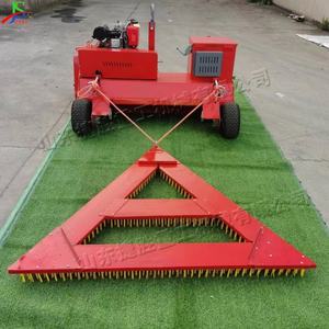 Machine à brosser l'herbe artificielle à télécommande, très vendue, démarrage électrique, machine de nettoyage du <span class=keywords><strong>gazon</strong></span> pour le nivellement du sable et du caoutchouc - Product Image 6