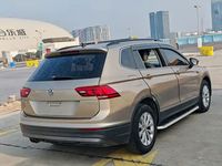 Voiture d'occasion Tiguan L 330TSI automatique, version Fashion, conduite à gauche, origine Chine, modèle 2018, pour l'exportation
