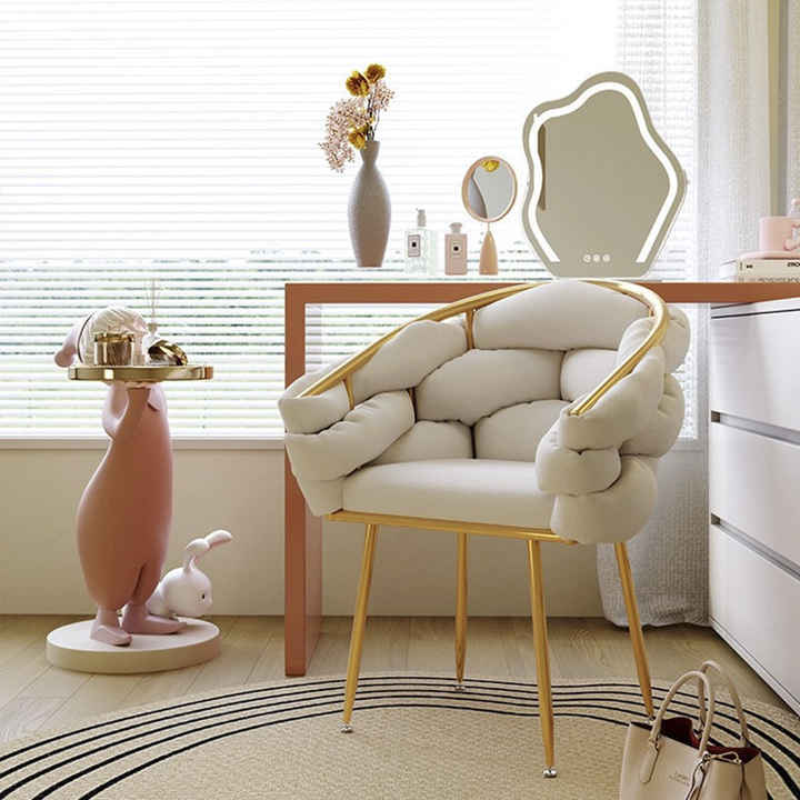 Luxury Modern Accent Chair - Stylish Living Room Furniture