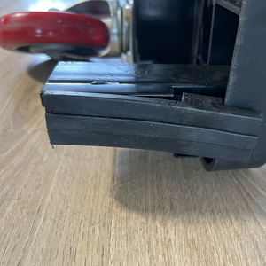 Camion-plate-forme U-<span class=keywords><strong>Boat</strong></span> à allée étroite, robuste, chariot à six roues, chariots de bateau en U pour supermarché, entrepôt, magasin - Product Image 4