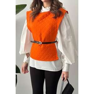 Conjunto de 2 Piezas para Mujer, Estilo Oficina, Pantalones Cortos con Cinturón Naranja y Poncho, Talla 2XL, Elegante y Profesional - Product Image 2