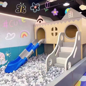 Équipements de jeux intérieurs <span class=keywords><strong>pour</strong></span> enfants, conçus <span class=keywords><strong>pour</strong></span> les tout-petits, comprenant des toboggans, une zone de jeux sable doré et des trampolines - Product Image 4