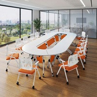Table de conférence pliable sur roulettes pour salle de réunion de bureau et centre de formation avec structure pliable rapide et gain de place