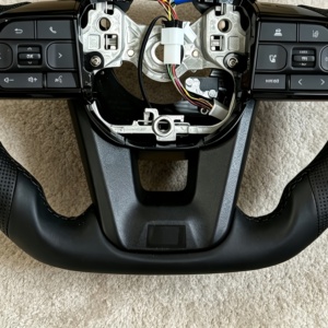Volante de Cuero para Toyota Hilux Supra Mk5 Gr Corolla Gr86 Camry Land Cruiser Fortuner <span class=keywords><strong>Gt86</strong></span> Lc300 Fj Cruiser Lc200 - Product Image 4
