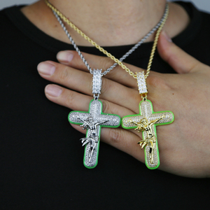 Glassato fuori Bling gesus Cross ciondolo collana 5A zircone cubico CZ smalto verde luminoso Hip Hop gioielli da uomo con catena di corda da Tennis - Product Image 5