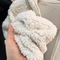Veste d'hiver pour homme en polaire à motif uni avec logo brodé sur le col et capuche