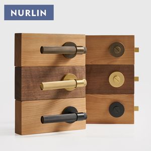 Manija de puerta cruzada moleteada de latón Nurlin, cerradura de mortaja Interior de privacidad, Juego de palanca de puerta de giro de pulgar simulado, latón antiguo mate - Product Image 2