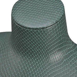 Exhibidores de Joyería de Cuero PU Personalizados, Serie de Lujo con Textura de Piel de Serpiente, Maniquí para Exhibición de Collares y Colgantes - Product Image 4