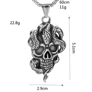 Colgante de calavera de acero inoxidable yunnique con serpiente, estilo gótico, amuleto para hombre, para combinar con ropa, regalo - Product Image 5