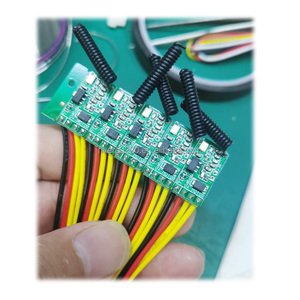 Up Down Stop Mini Motor Remote <strong>Switch</strong> DC 3.5V 3.7V 4.2V 5V 6V 7.4V 9V 12V Motor Forwards Reverse Wireless <strong>Switches</strong> Controller433 - Product Image 5