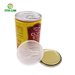 Latas Redondas de <span class=keywords><strong>Hierro</strong></span> de 330 ml Impresas Personalizadas con Tapas de Plástico Transparente, que Contienen una Cuchara y un Obleo de Frutas, Latas de <span class=keywords><strong>Hierro</strong></span> para Porridge de Ocho Frutas. - Product Image 1