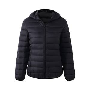 Женская простая стеганая куртка с капюшоном, зимняя верхняя одежда из тканого полиэстера для массового рынка, оптовое производство OEM/ODM - Product Image 6