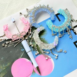 Cuentas Acrílicas Brillantes y Hermosas con Borlas, Diseño de Luna Irregular Pintado a Mano, 5.5x4.5cm, Color de Dibujos Animados, para Joyería DIY, Venta al Por Mayor - Product Image 4