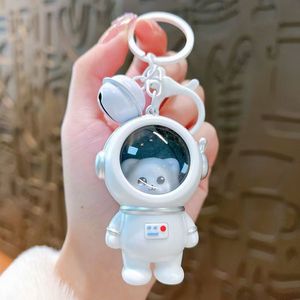 Pendentif lumineux de couple créatif en PVC Petit ciel étoilé Veilleuse <span class=keywords><strong>Astronaute</strong></span> Porte-clés Décoration en gros Petits cadeaux - Product Image 2
