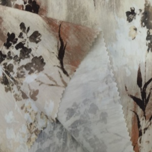 Tissu en Chiffon 100% Polyester à Bas Prix, Doux et Respirant, Imprimé Floral Numérique pour Robes et Blouses pour Filles et Femmes - Product Image 4