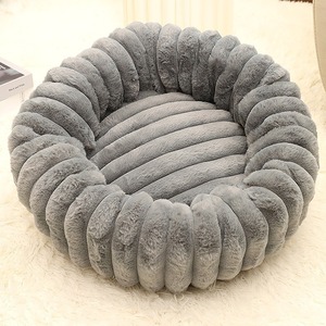 Hochwertiges, umweltfreundliches, weiches und warmes Katzenbett-Höhle aus Cord-Material für Katzen und Hunde - Product Image 5