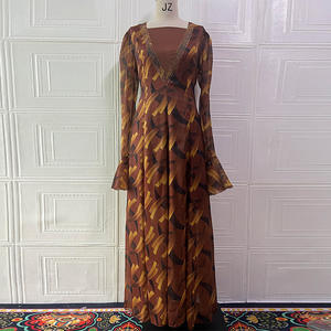 Robe longue de luxe en polyester pour femmes musulmanes, ornée de fleurs et de sequins, coupe ample, élégante pour les fêtes, avec ceinture à nouer, respirante et modeste - Product Image 4