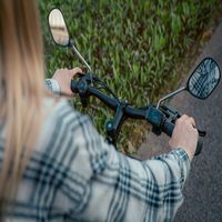 Livraison gratuite 14 pouces pneu 48V 500W Scooter électrique pour enfants 18650 batterie Trotinete Eletrica Patinete scooter à deux roues