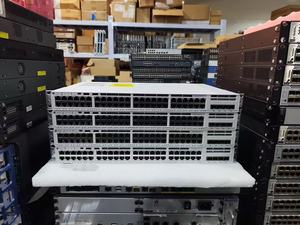 สวิตช์กิกะบิต Cisco C9200L-48T-4G-E48-port, พอร์ตไฟเบอร์กิกะบิต 4 พอร์ต - Product Image 4