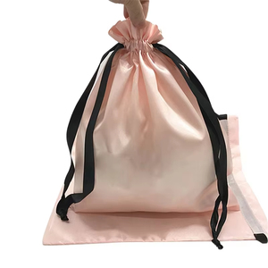 Petits sacs à cordon personnalisés en satin de soie doux pour lingerie, masques pour les yeux, emballages de cheveux et cadeaux - Product Image 3