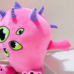 Plusies Creator Custom Pluche Prototype Roze Monster Speelgoed Voor Weggeefacties Kawaii Grote Ogen Knuffels Verzamelbaar - Product Image 3