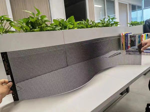 <span class=keywords><strong>Ultra</strong></span> yüksek şeffaflık <span class=keywords><strong>Ultra</strong></span> ince P3.91 kapalı holografik şeffaf LED ekran - Product Image 6