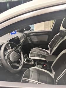 Nuova <span class=keywords><strong>Volkswagen</strong></span> <span class=keywords><strong>T</strong></span>-Roc 2026, Edizione Starlight 300TSI DSG, Nuova Auto a Benzina - Product Image 3