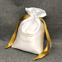 Sac à cordon en satin blanc or avec logo personnalisé, pochette en soie de luxe pour le rangement de bijoux et cadeaux