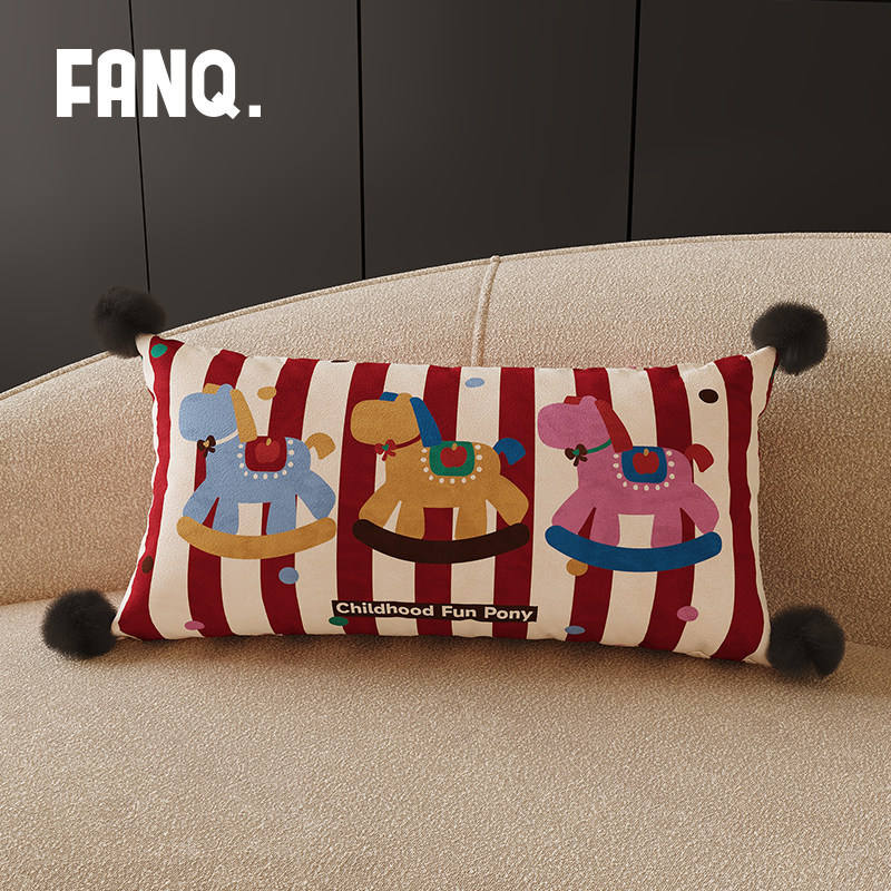 Cheval à bascule rayé