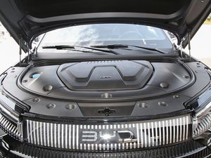 B <span class=keywords><strong>YD</strong></span> Frégate 07 Honor Edition DM-i 1.5T Nouvelle voiture électrique Véhicule automobile chinois 100km 2WD Elite Edition New Energy Vehicle - Product Image 4