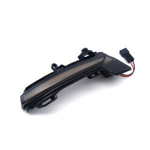 ไฟเลี้ยว LED แบบไดนามิกสำหรับกระจกมองข้าง Autodragons สำหรับ Octavia Mk3 ปี 2015-2018 ไฟกระพริบแบบไดนามิก - Product Image 4