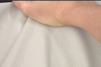 Canapé d'angle incurvé en cuir beige de luxe nordique pour salon